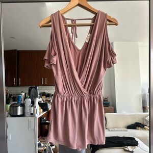 Sun & Shadow Dusty Rose Cold Shoulder Romper